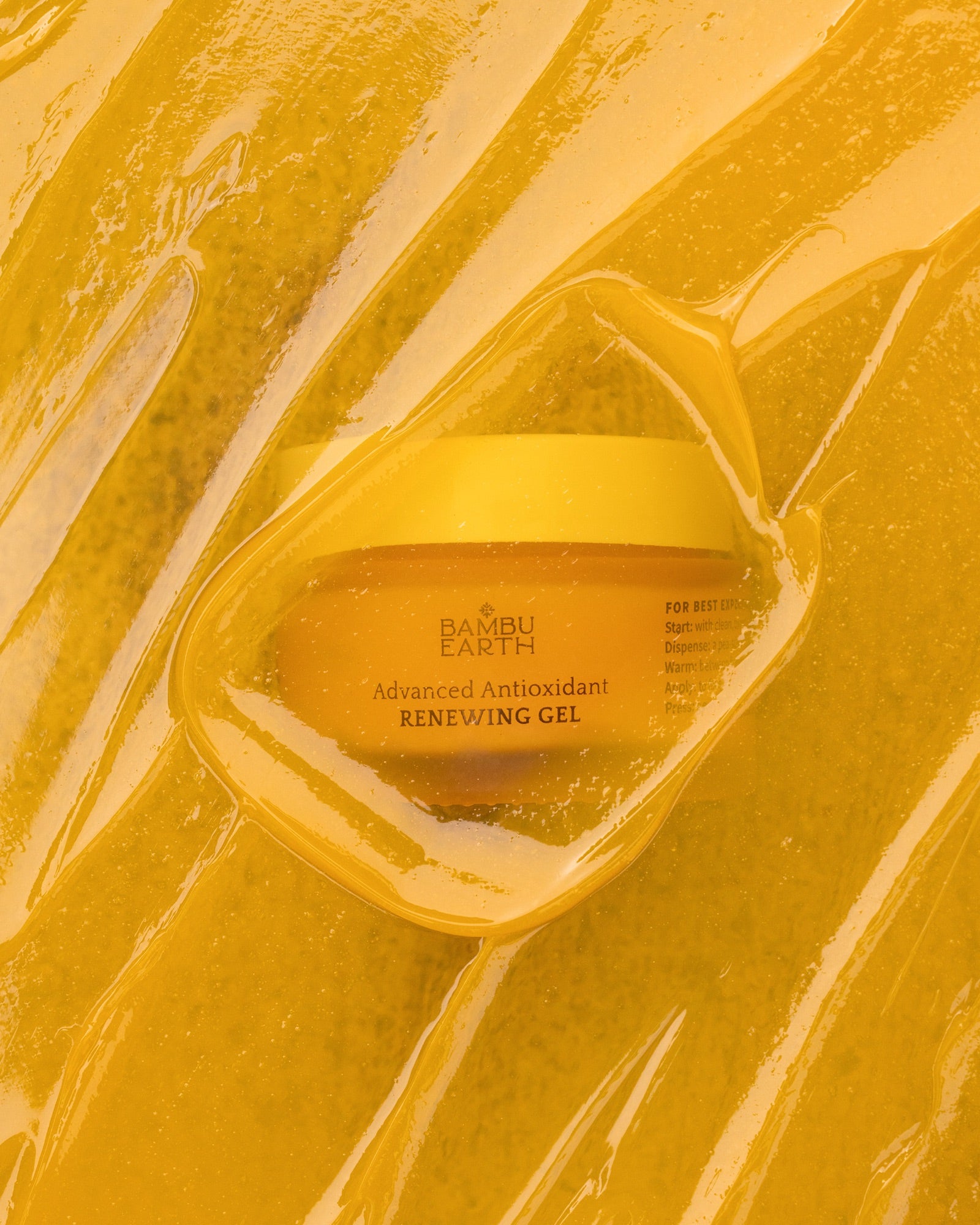 Lightweight gel absorbs clean